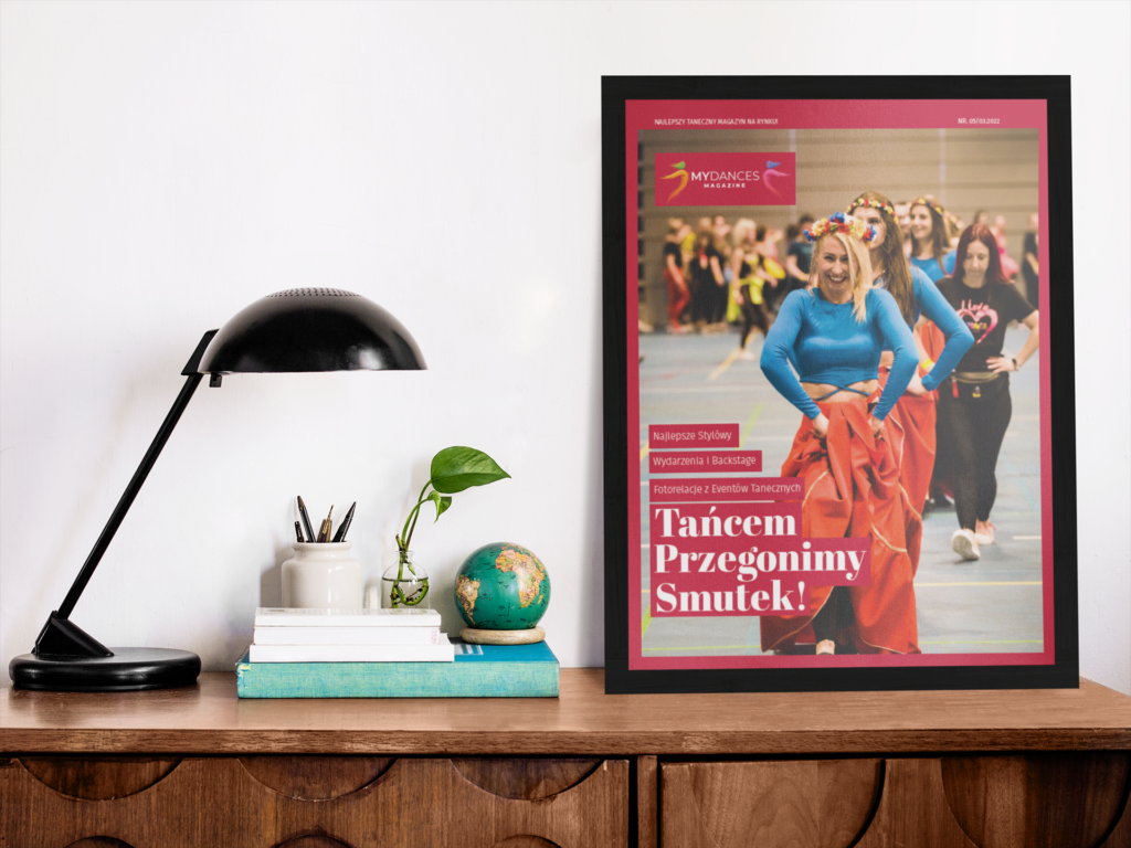 mockup-template-of-a-poster-standing-on-a-wooden-desk-a10399-11-1024×768-1.png
